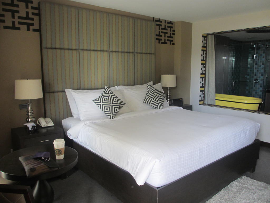 The Theodore Hotel Tagaytay City Exterior foto