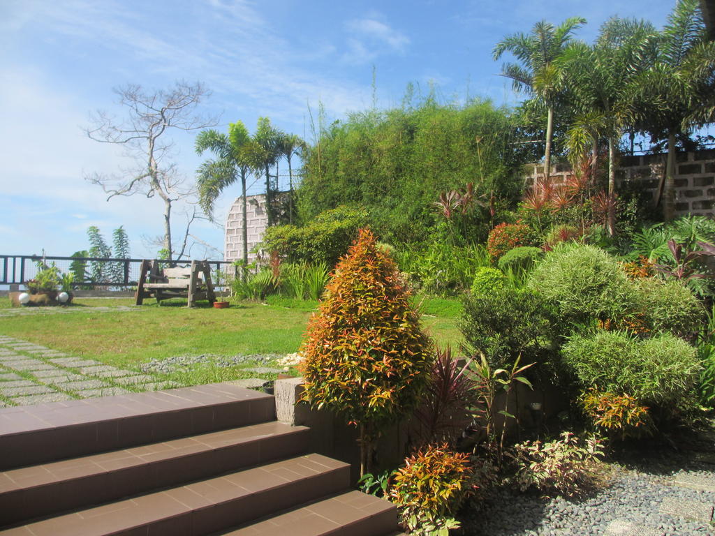 The Theodore Hotel Tagaytay City Exterior foto