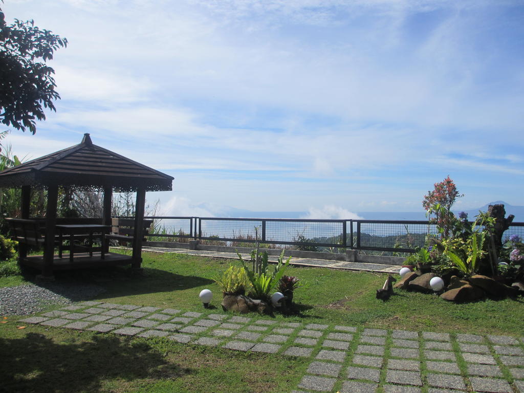 The Theodore Hotel Tagaytay City Exterior foto